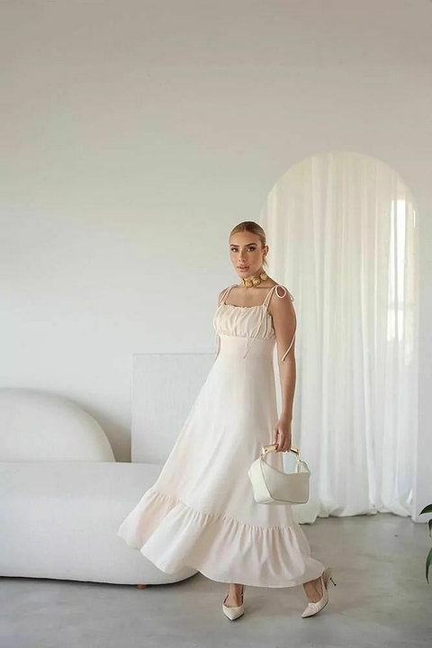 Vestido longo creme