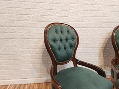 PAR DE SILLONES VICTORIANOS