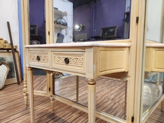 VESTIDOR LUIS XVI