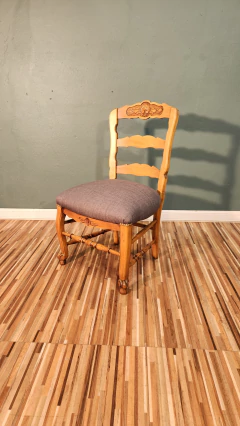 SILLA DE DORMITORIO ESTILO PROVENZAL en internet