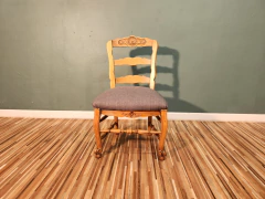 SILLA DE DORMITORIO ESTILO PROVENZAL en internet