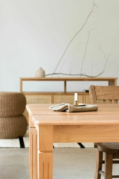 Mesa comedor MKA
