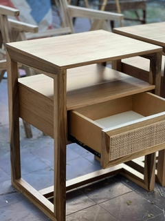 Mesa Luz Petiribí 02 en internet