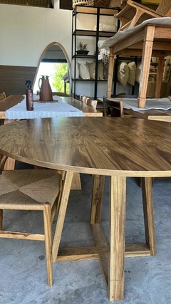 Mesa comedor Petiribí diferentes diámetros en internet