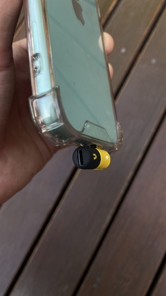 Adaptador Splitter (para cargar el celular y escuchar música) en internet