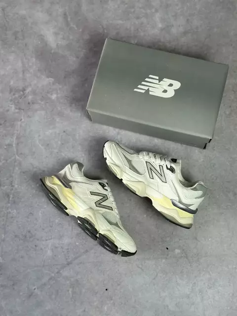 Tênis New Balance 9060