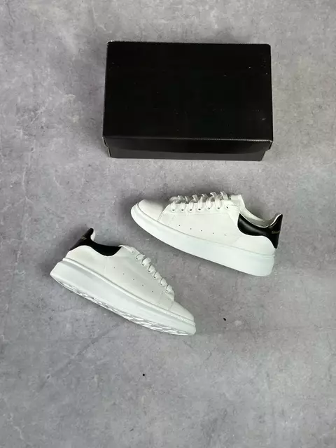 ALEXANDER MCQUEEN - comprar online