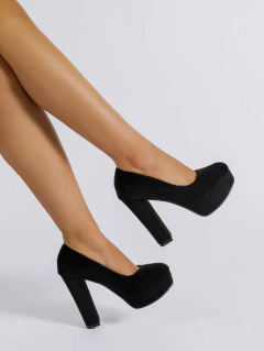 Zapatilla tacón alto grueso