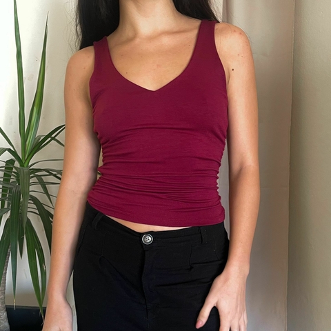 TOP MUSCULOSA ARI