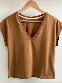 Blusa Betina Caramelo - comprar online