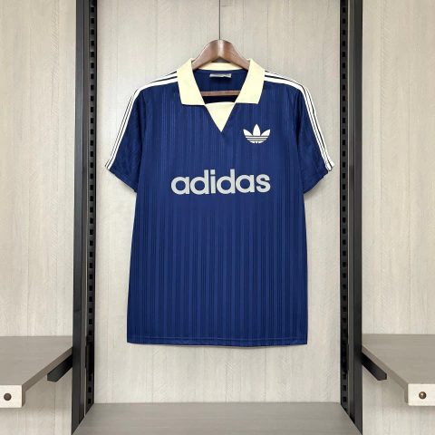 Camiseta Classic Azul Marinho