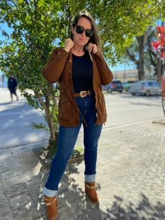 Parka apeluciada