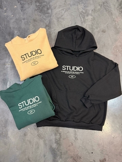 Buzo Algodon Frizado Canguro Estampado - comprar online