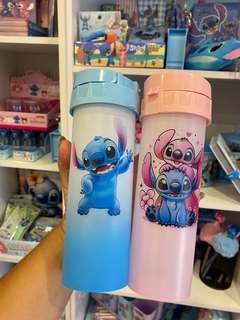 Garrafa Stitch na internet