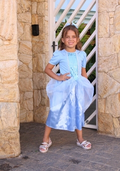 Fantasia infantil Cinderela na internet
