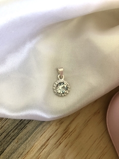Dije cristal engarzado pequeño - comprar online