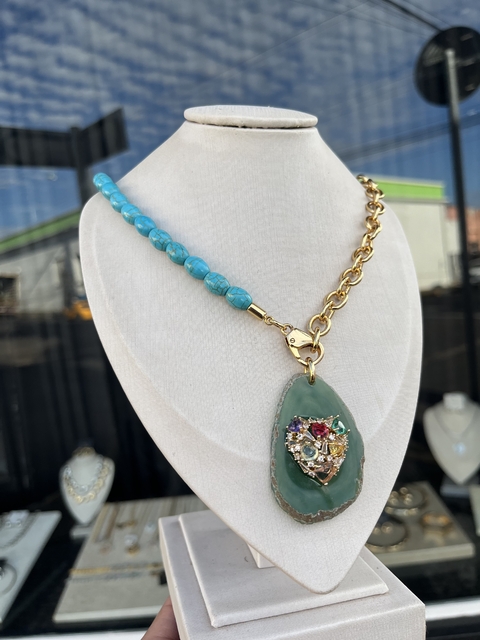 Colar misto pingente pedra