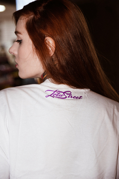 Camiseta Sexy Girl - LotuStreet Skateboard | Streetwear