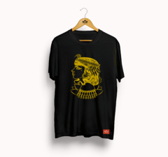 Camiseta Gold Cleo - Edição Street Mythology