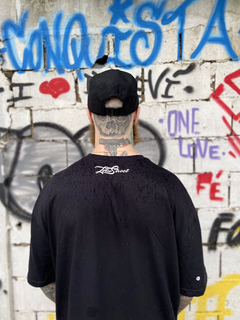Camiseta Crazy Rabbit - Edição Street Animals - LotuStreet Skateboard | Streetwear