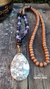 Calcedonia, Amatista, Madera Palo Rosa. Japa Mala Rosario Budista. 108 cuentas. Meditación. Reiki. Yoga. - Samayana