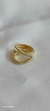 Argola oval 1,3 cm x 0,3 mm - Detalhe filetes liso e cravejado.