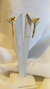 Conjunto de brincos 2 furos - Argola retangular com zircônias - Acompanha brincos coração liso. - comprar online