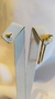 Conjunto de brincos 2 furos - Argola retangular com zircônias - Acompanha brincos coração liso.