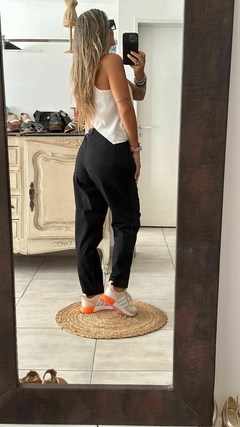 Pantalon Negro Nanu Boton - comprar online