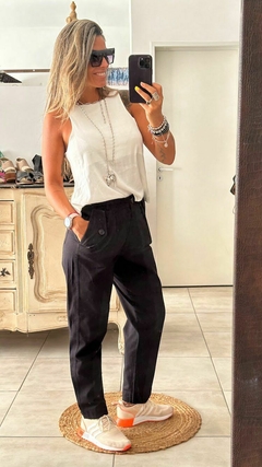 Pantalon Negro Nanu Boton
