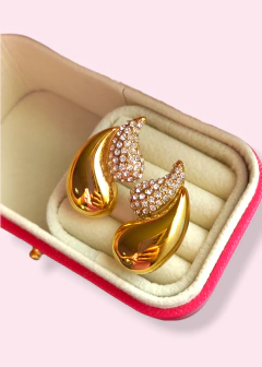 Aretes Caro