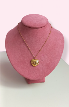 Collar abrazo