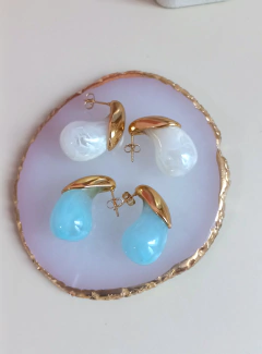 Aretes Caro