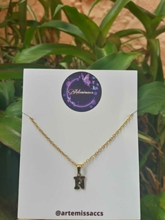 Inicial N (Acero Dorado)