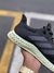 Futurecraft 4D na internet