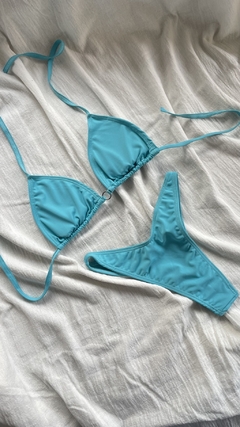 Bikini Lucia en internet