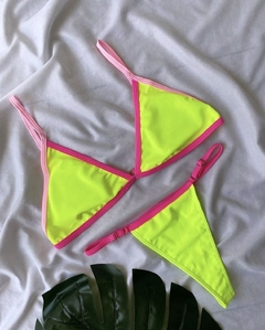 Bikini Bicolor en internet