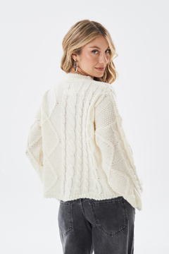 Sweater trenzado en internet
