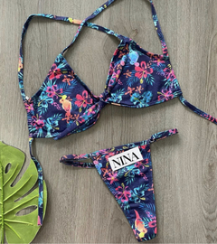 Bikini nudo cruzado