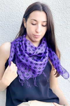 11 - PAÑUELO DE ALGODÓN CON LUREX