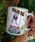 Caneca Gino Sincero com a frase "Hoje Eu Não Vou Deixar Nada Perturbar Minha Mente" e design divertido, mostrando um personagem estressado.