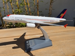 TACA AIRBUS A320 N687TA 1:200 EL AVIADOR MODELS - comprar en línea