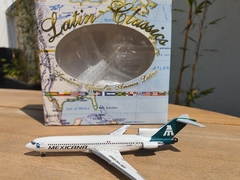 MEXICANA BOEING 727-200 (CON LOGOTIPO 75 ANIVERSARIO) 1:400 AEROCLASSICS