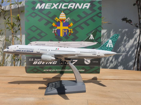 MEXICANA BOEING 757-200 "S.S JUAN PABLO II" 1:200 EL AVIADOR MODELS