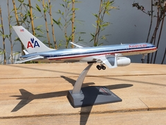 AMERICAN AIRLINES BOEING 757-200 en internet