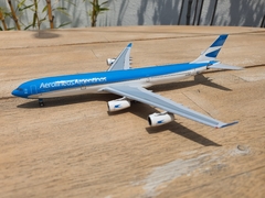 AEROLÍNEAS ARGENTINAS AIRBUS A340-300 1:400 AEROCLASSICS - comprar en línea