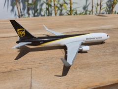 UNITED PARCEL SERVICE (UPS) BOEING 767-300F 1:400 GEMINI JETS - comprar en línea