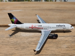 Volaris Airbus A320 "I Love OAK" XA-VOM 1:400 AeroClassics AC411252 - Aztec Wings