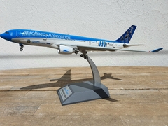 Aerolíneas Argentinas Airbus A330-200 LV-FVH 1:200 Inflight200 B-332-AR-WC - comprar en línea