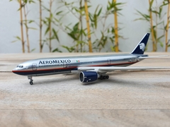 Aeromexico Boeing 777-200 N745AM 1:400 Gemini Jets GJAMX669 - comprar en línea